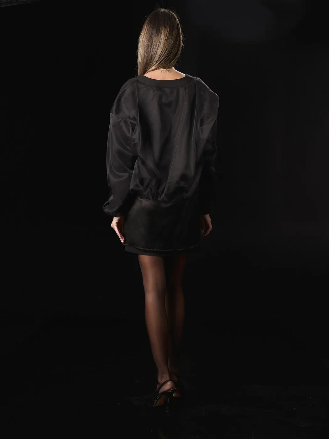 Юбка мини из вискозы с необработанным краем, черный