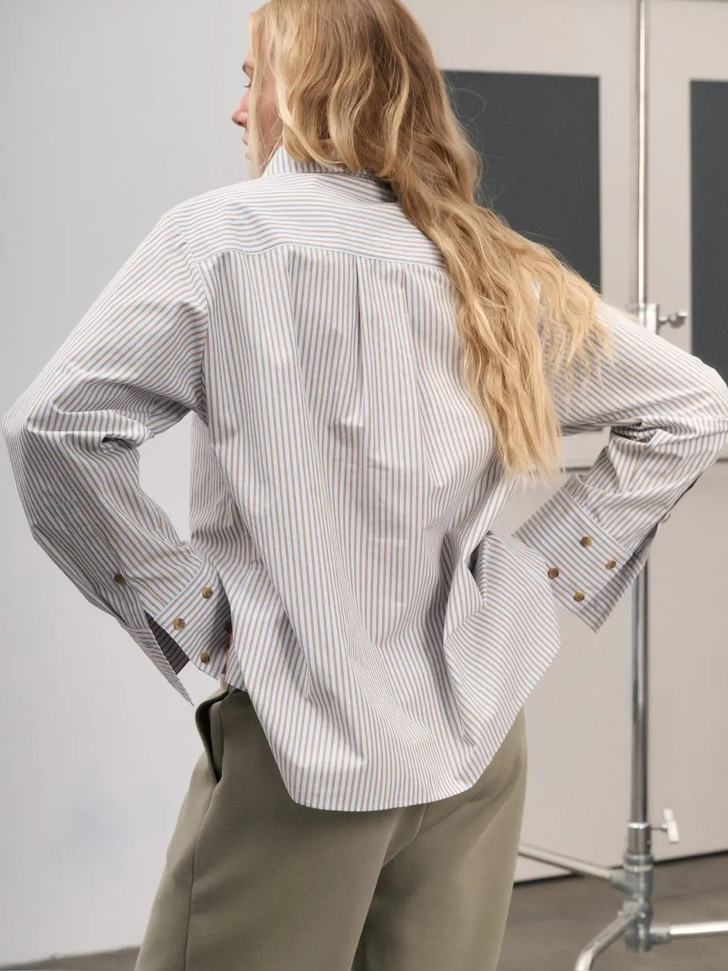 Рубашка в полоску классического кроя, голубой