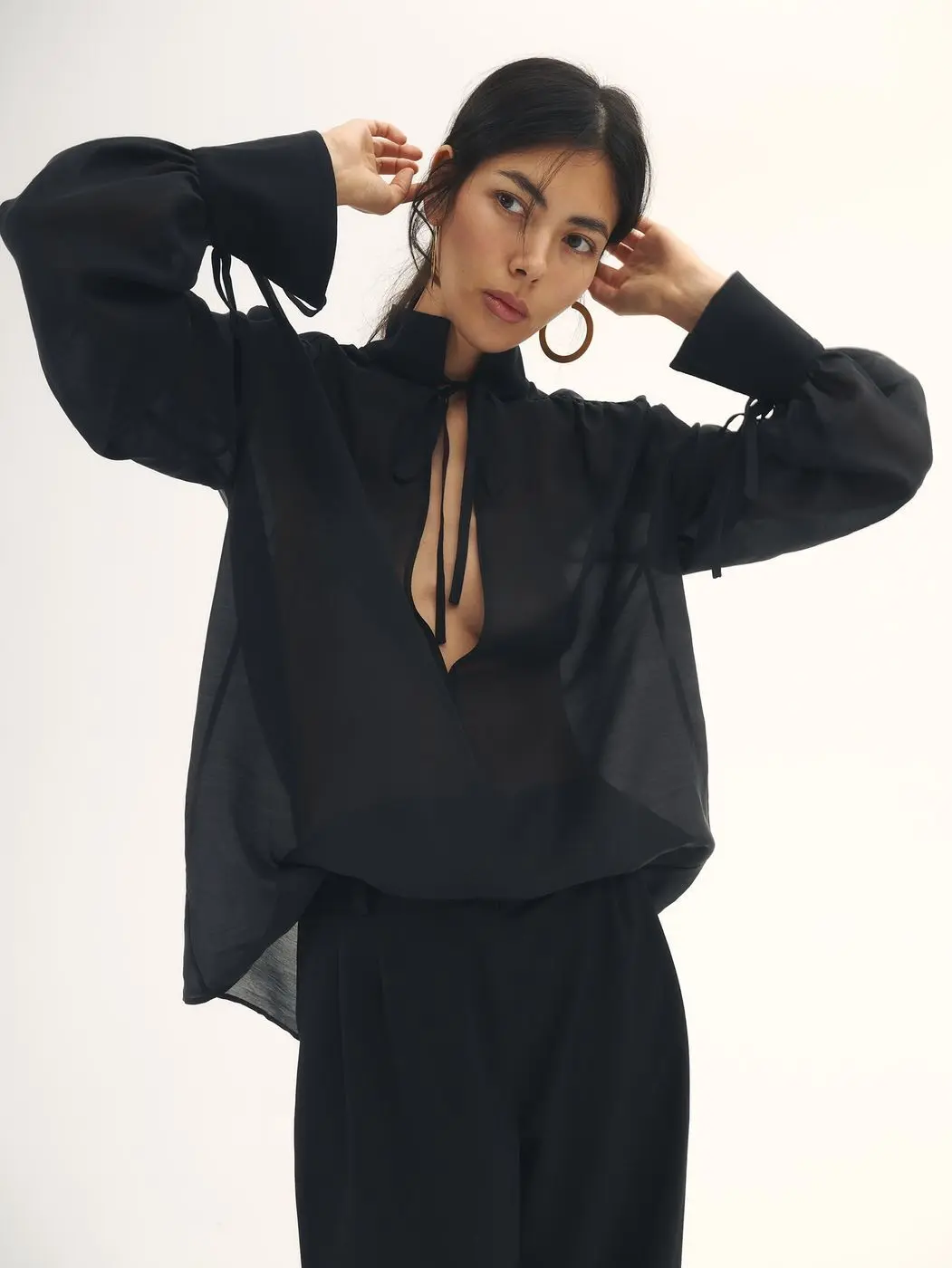 Блуза из органзы с завязками, черный