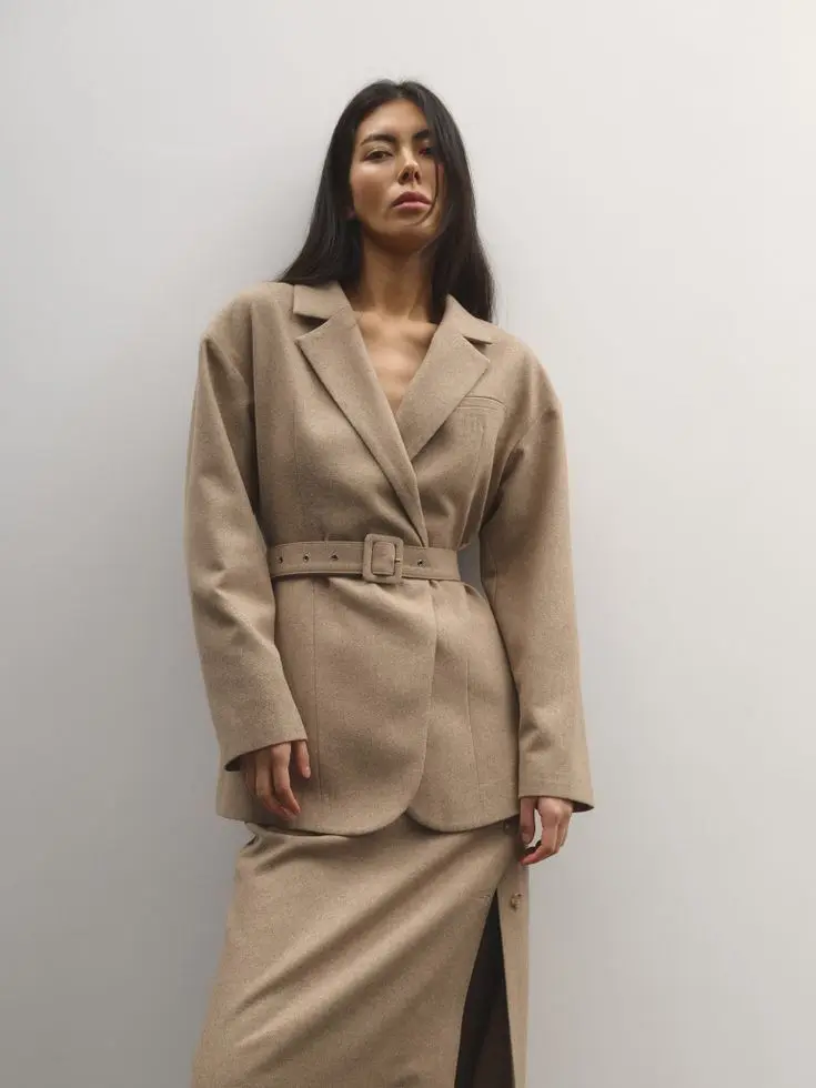 Жакет с поясом, бежевый