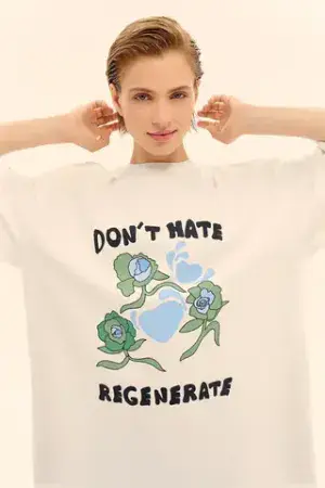 Футболка (Don't hate regenerate), молочная Футболка (Don't hate regenerate), молочная