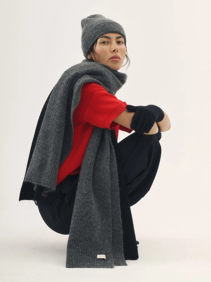 Шапка с мохером, графитовый