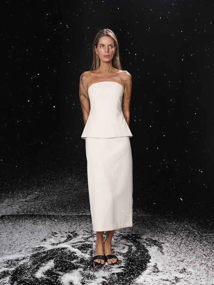 Юбка миди с хлястиком на шлице, молочный