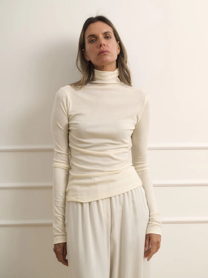 Водолазка с шерстью, молочный