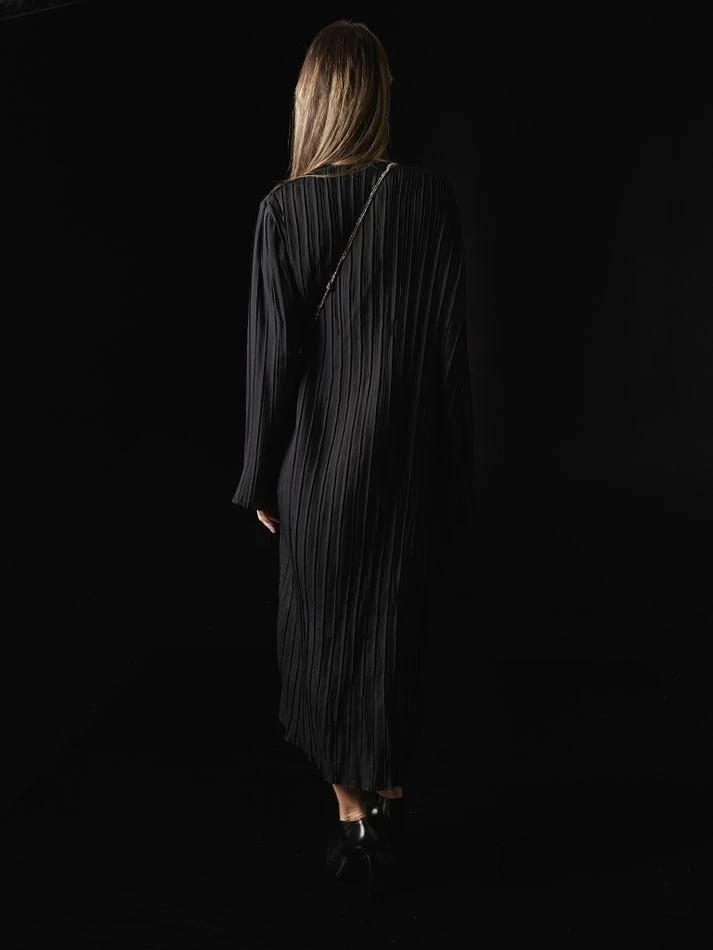 Платье гофре макси, черный