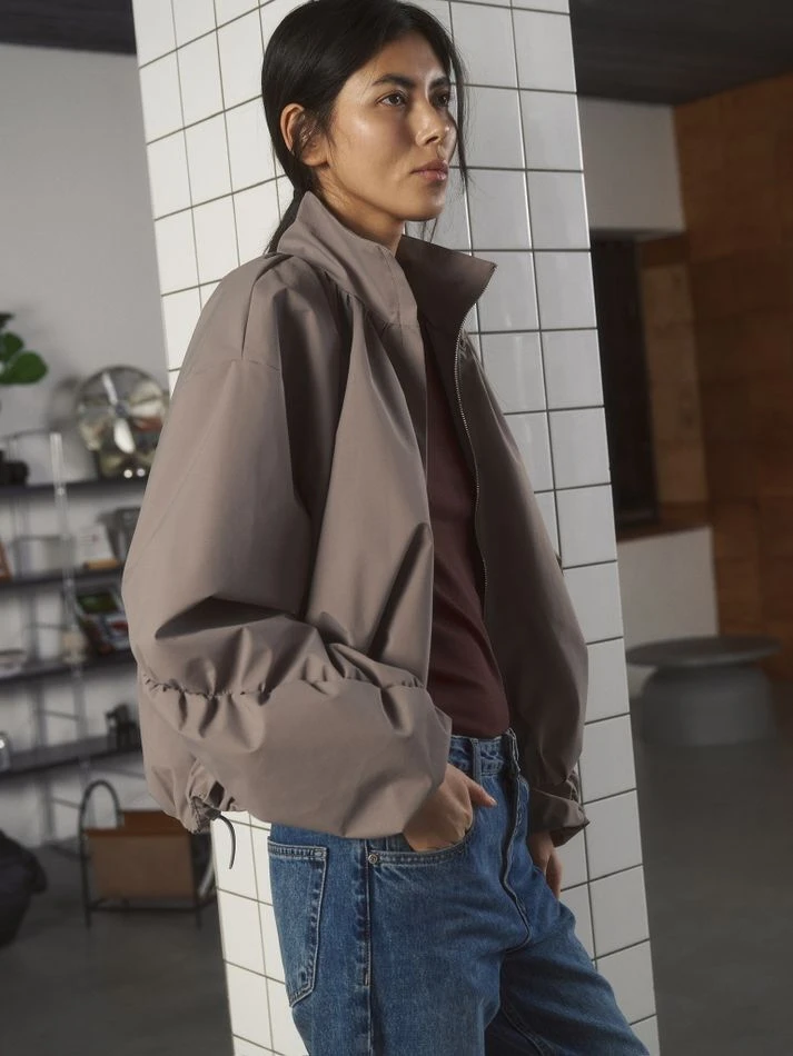 Куртка со сборками, серо-бежевый