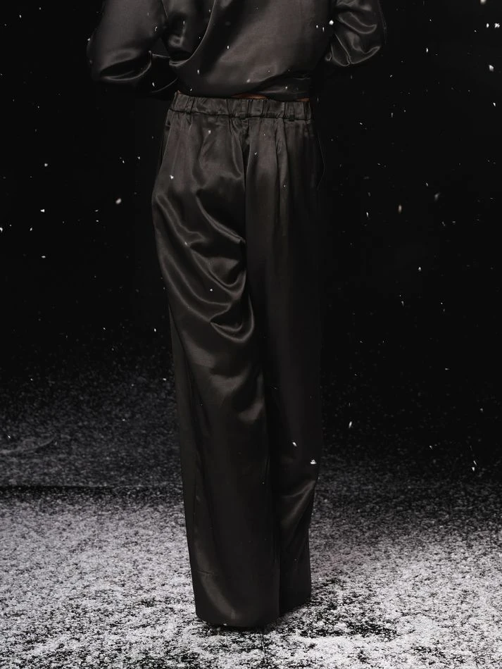 Брюки из вискозы свободного кроя, черный