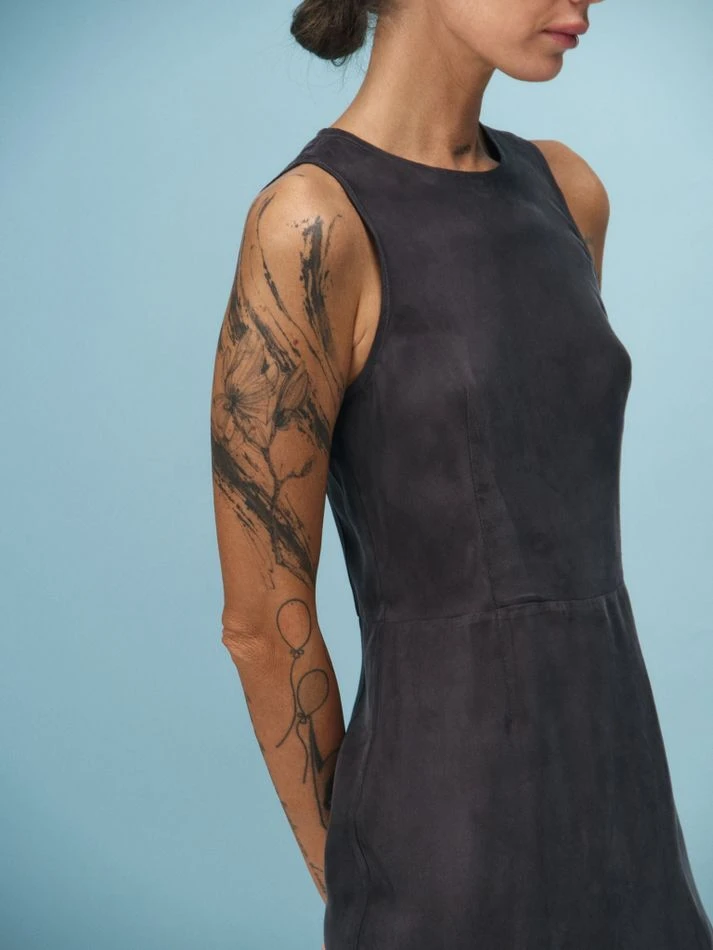 Платье миди с разрезом, графитовый