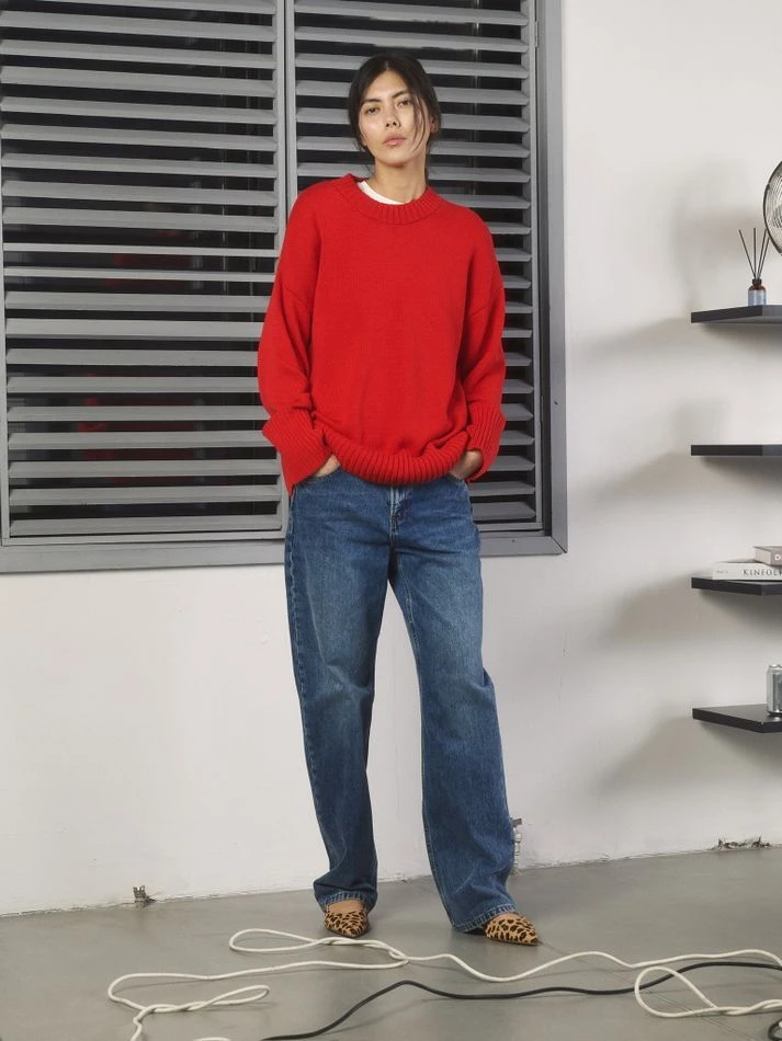 Джемпер объемный прямого кроя, красный