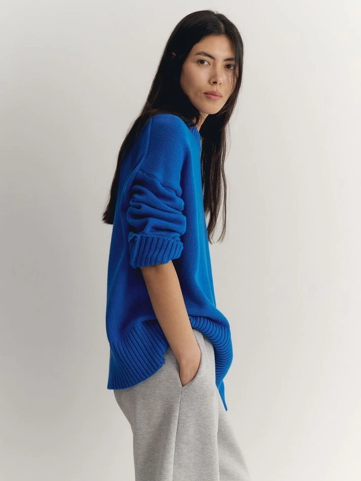Джемпер объемный прямого кроя, синий