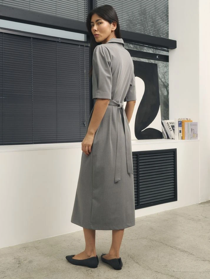 Платье миди с английским воротником, серый