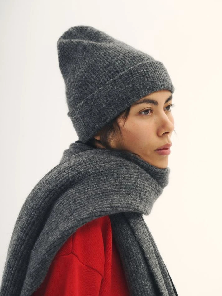 Шапка с мохером, графитовый