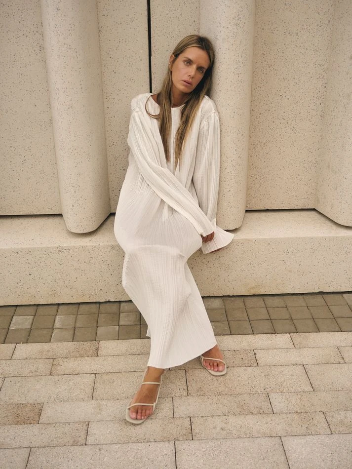 Платье гофре макси, молочный