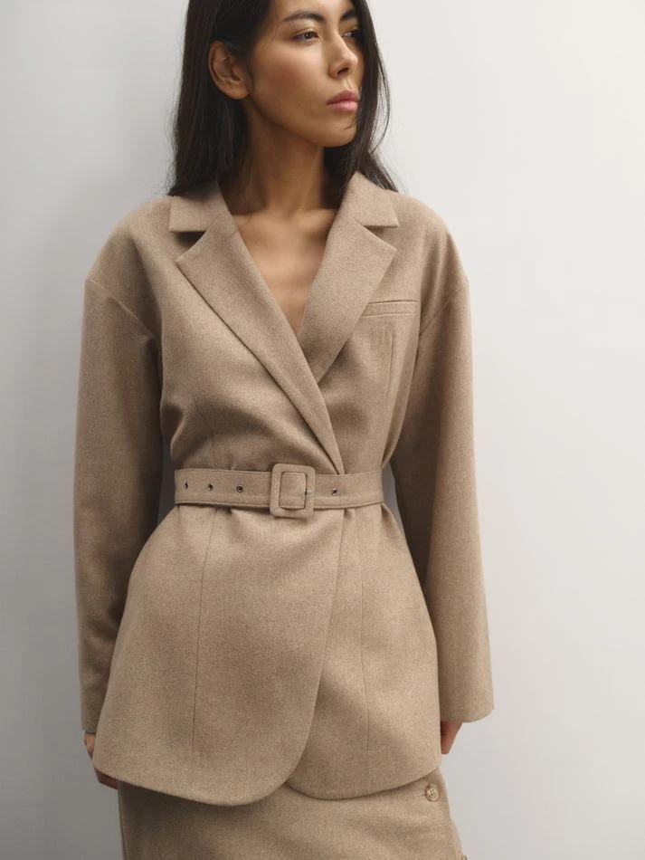 Жакет с поясом, бежевый