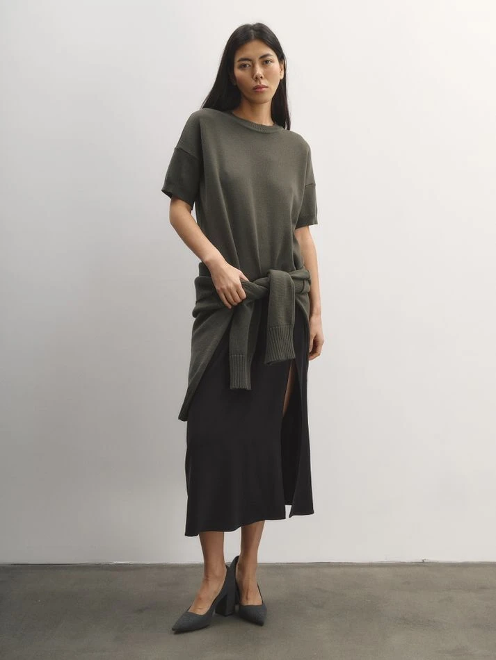 Свитер объемный с воротником-стойкой, хаки