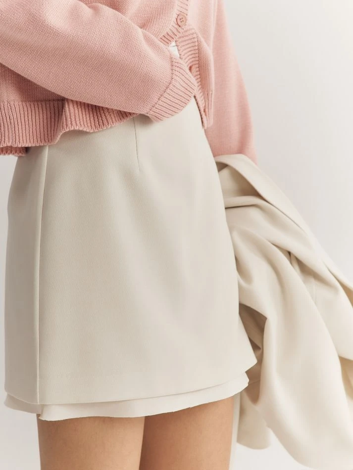 Юбка мини с необработанным краем, молочный