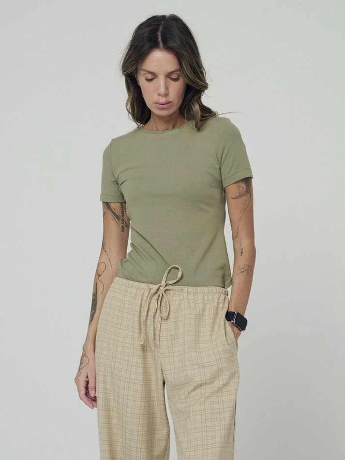 Футболка Slim fit, оливковый