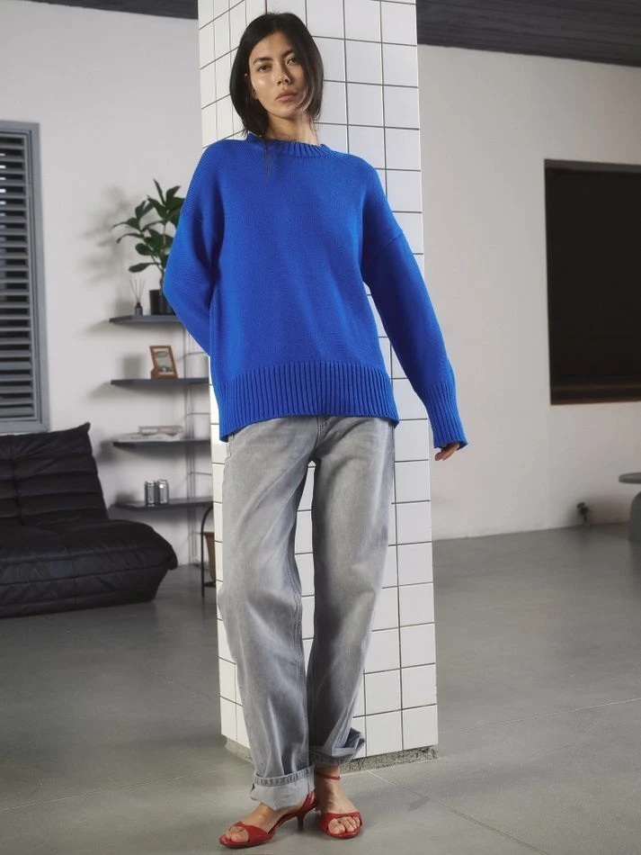 Джемпер объемный прямого кроя, синий