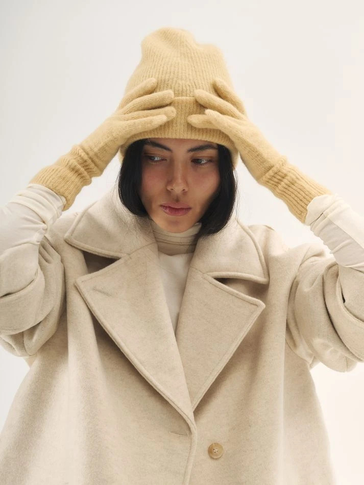 Шапка с мохером, желтый