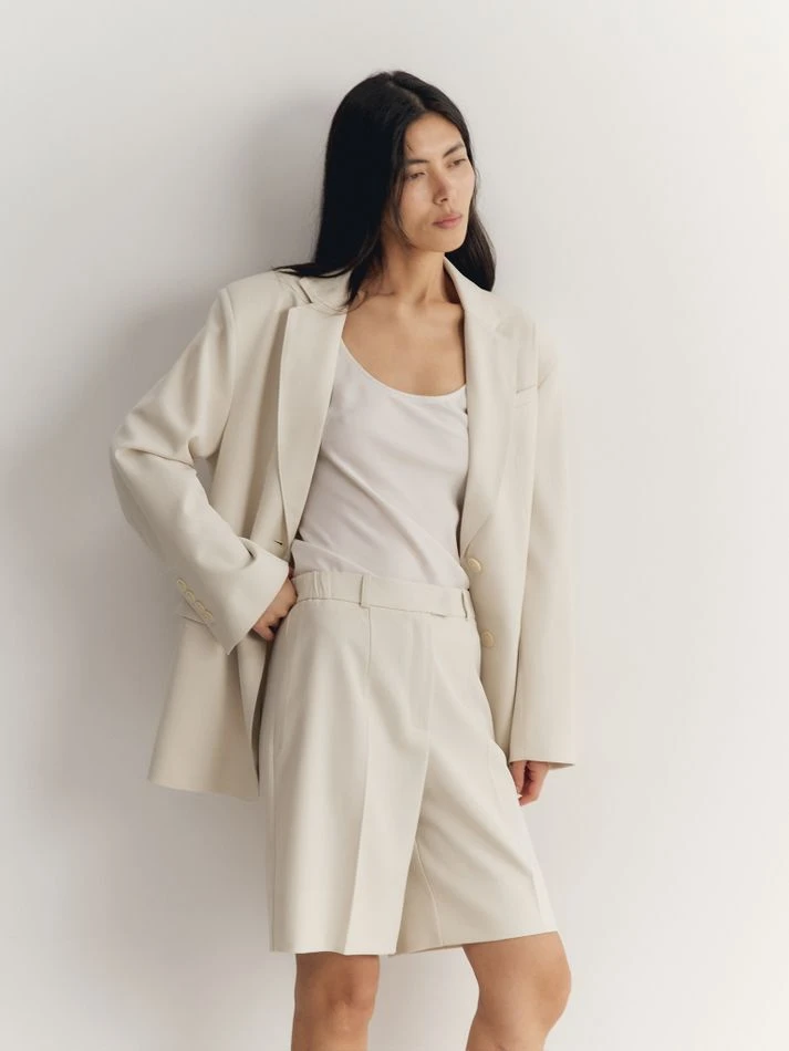 Жакет объемного кроя, молочный