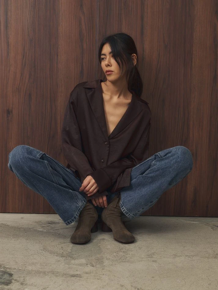 Рубашка из вискозы с английским воротником, шоколадный