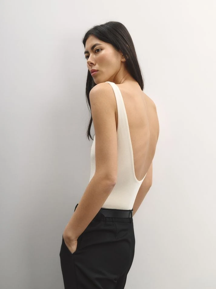 Боди мерцающее, молочный