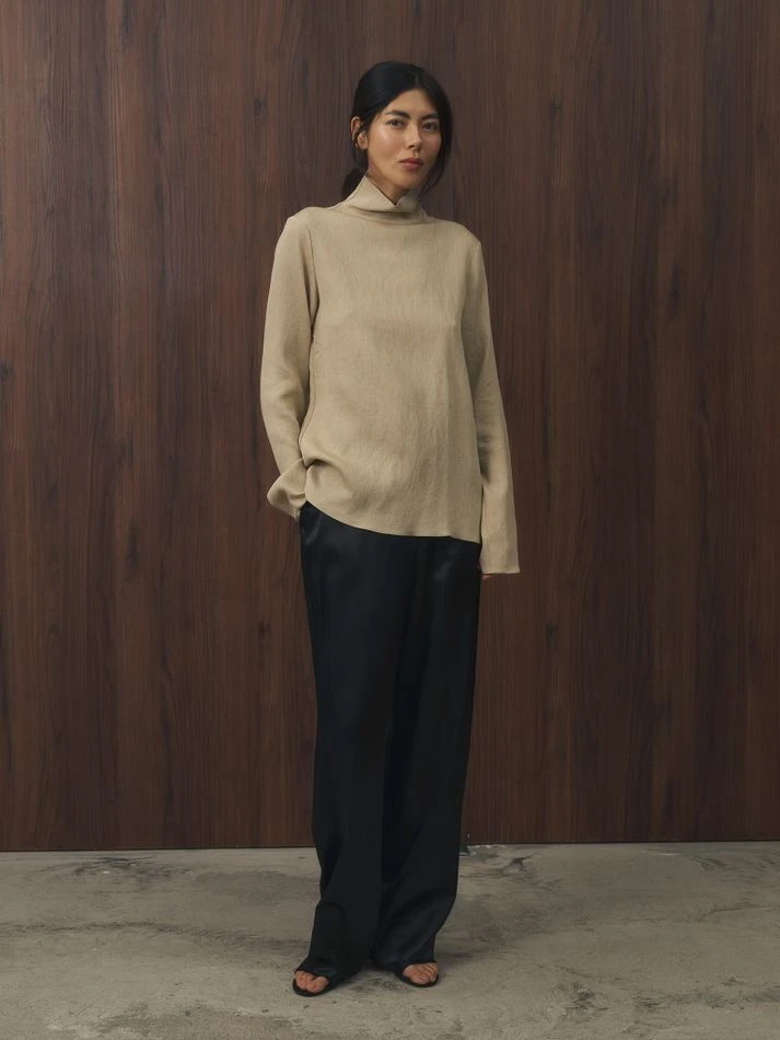 Блуза с пуговицами на воротнике, песочный