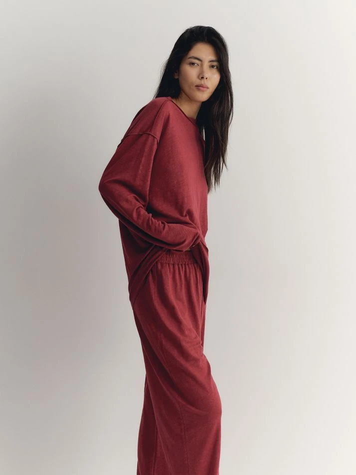 Костюм: лонгслив + брюки, бордовый