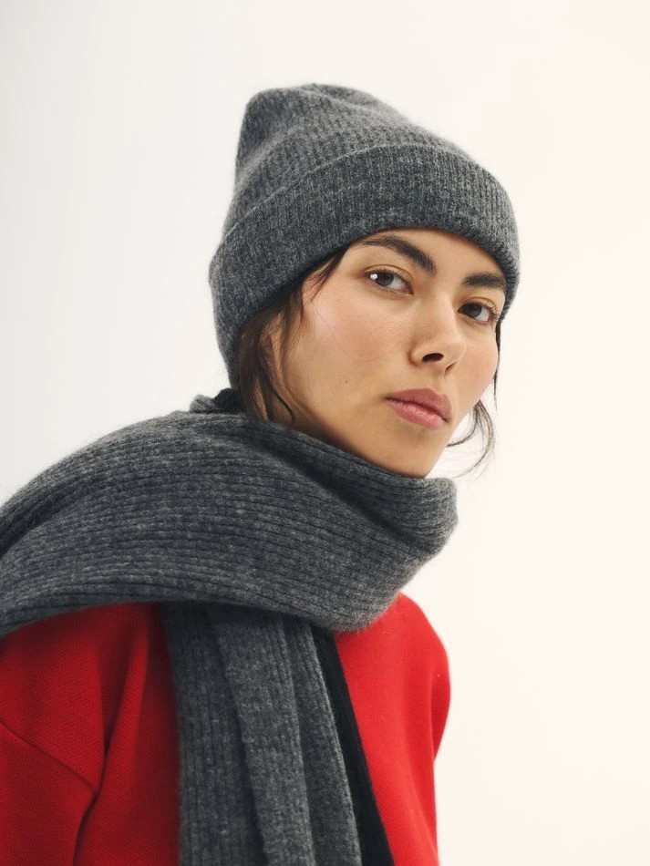 Шапка с мохером, графитовый