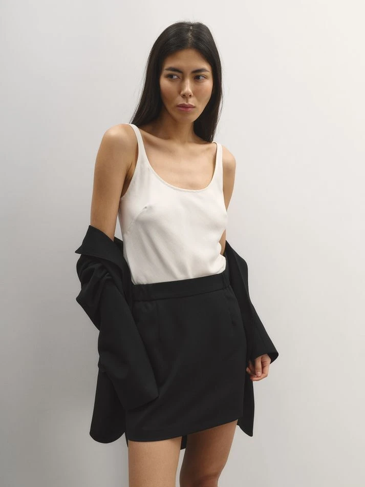 Жакет однобортный из фактурной ткани, черный