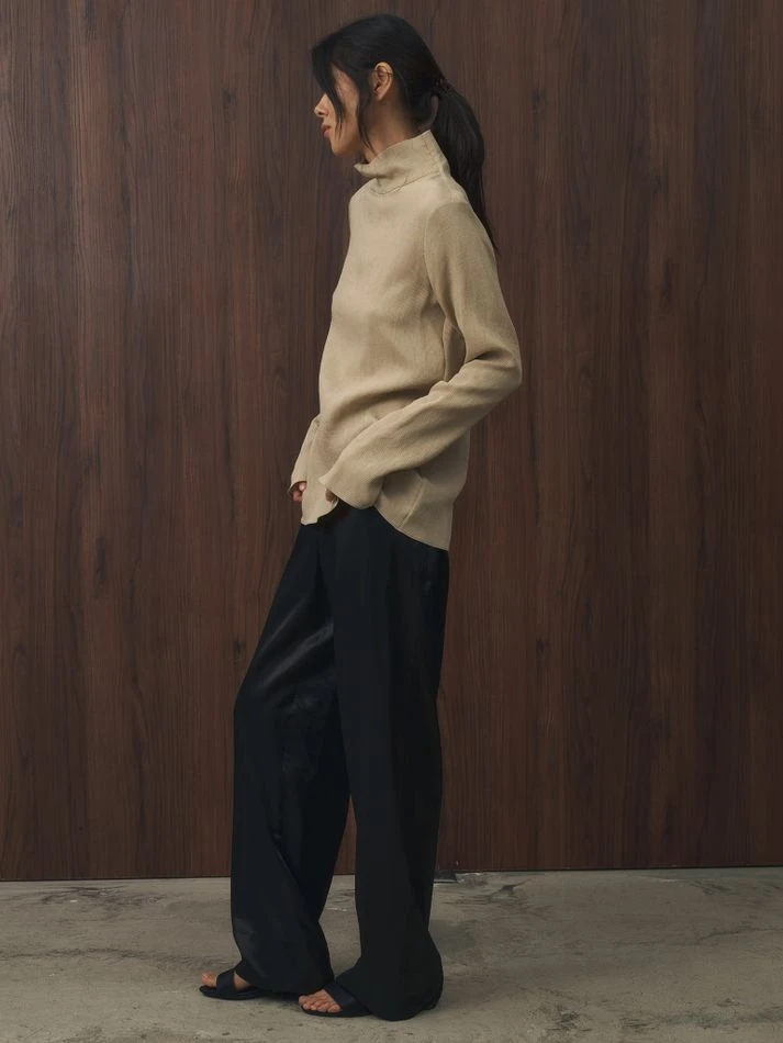 Блуза с пуговицами на воротнике, песочный