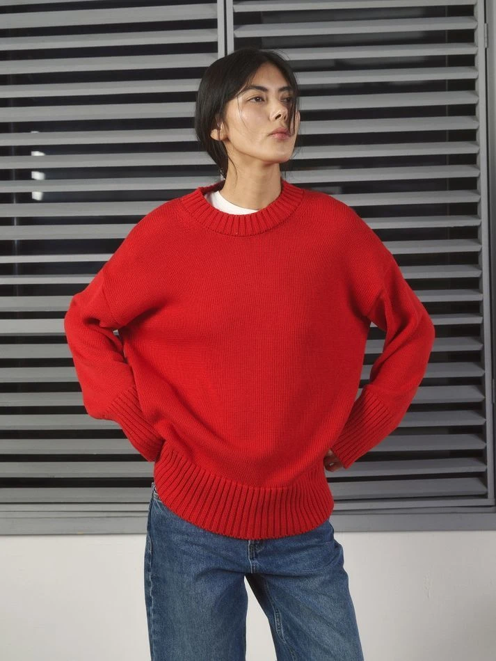 Джемпер объемный прямого кроя, красный