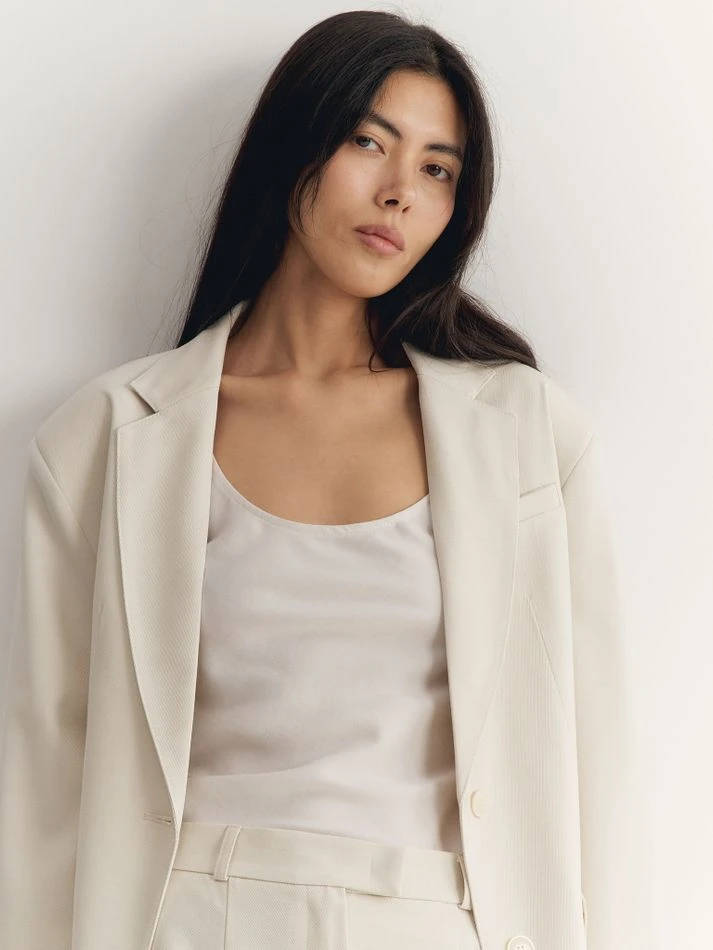 Топ полуприлегающего силуэта, молочный