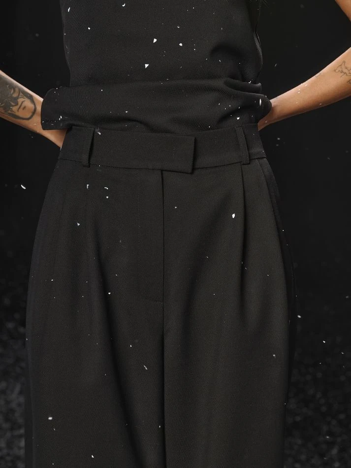 Брюки широкие с манжетами по низу, черный