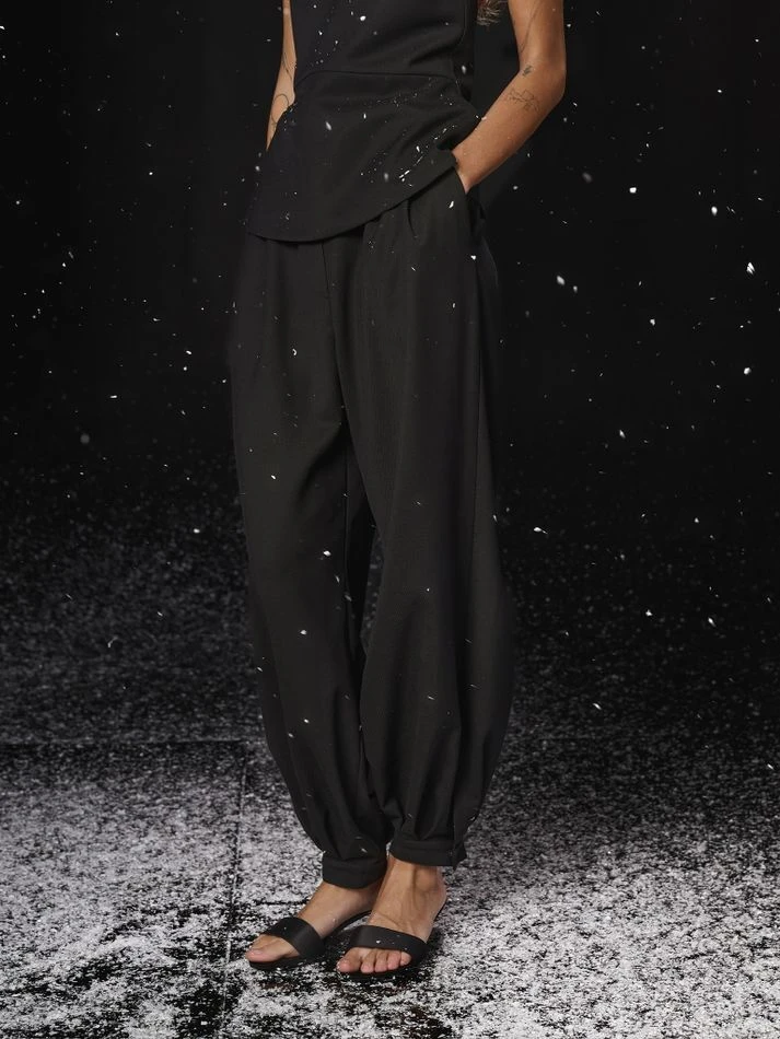 Брюки широкие с манжетами по низу, черный