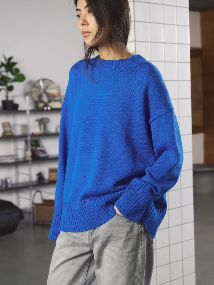 Джемпер объемный прямого кроя, синий