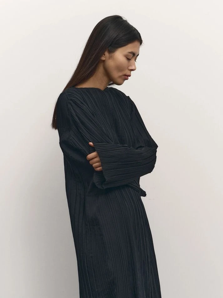 Платье гофре макси, черный