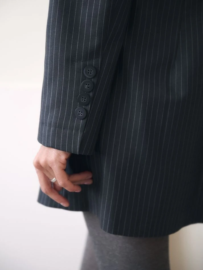 Платье мини с поясом, серый (принт:Полоска)