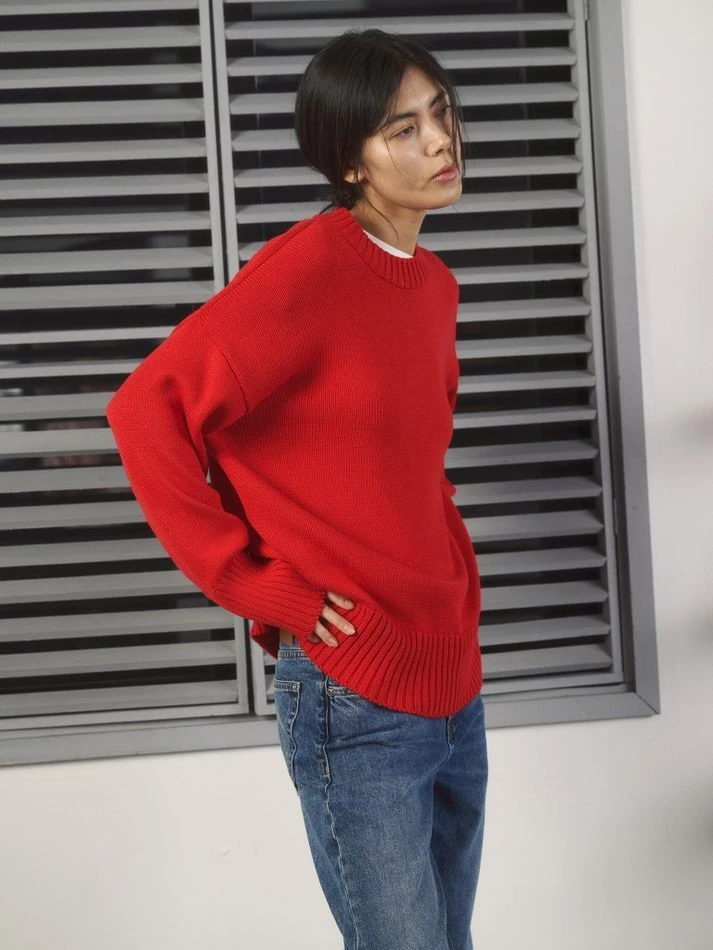 Джемпер объемный прямого кроя, красный