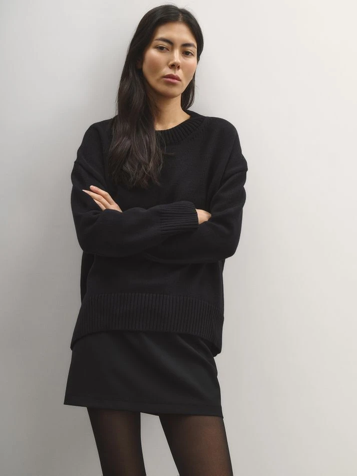 Юбка мини из фактурной ткани, черный