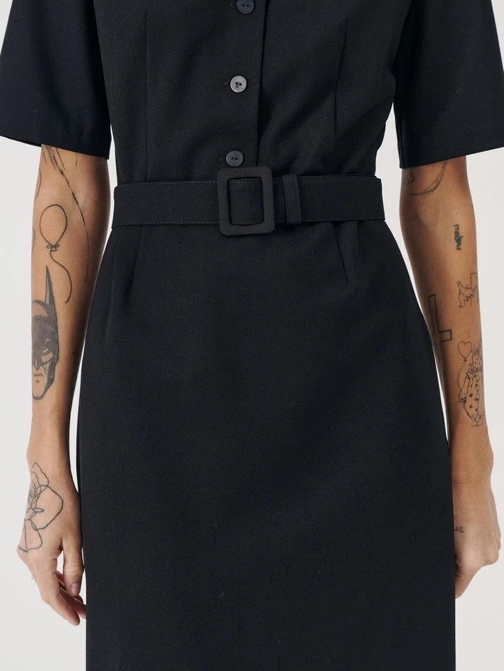 Платье миди с пуговицами на груди, черный