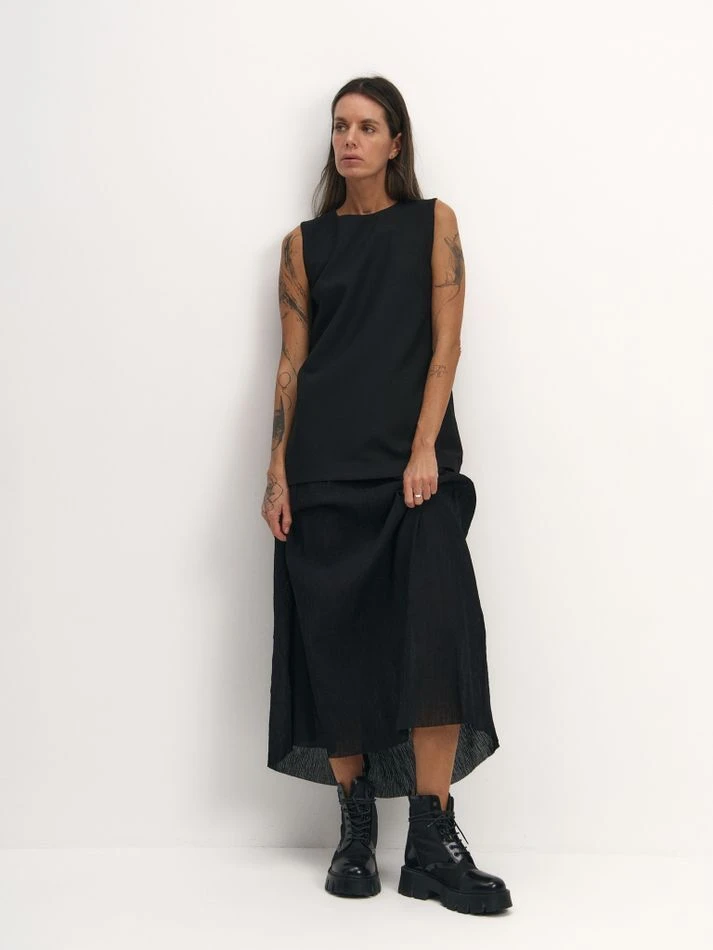 Платье макси с фактурной юбкой, черный