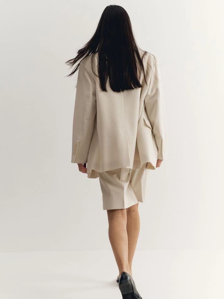 Жакет объемного кроя, молочный