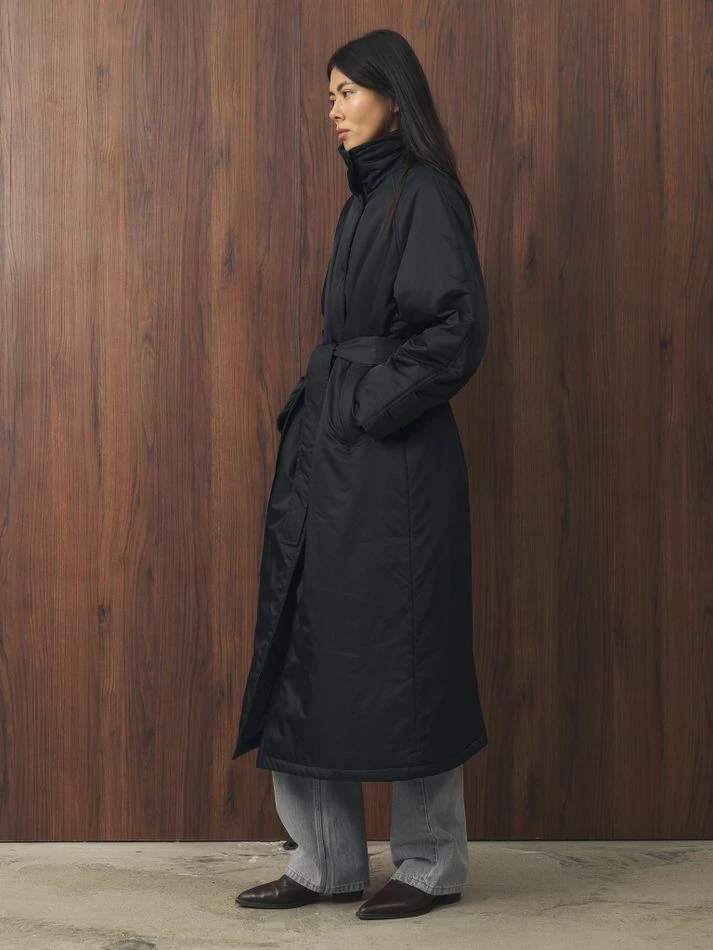 Плащ утепленный, черный