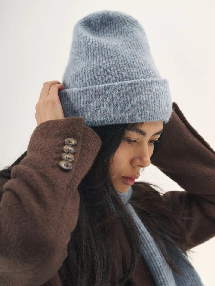 Шапка с мохером, серо-голубой