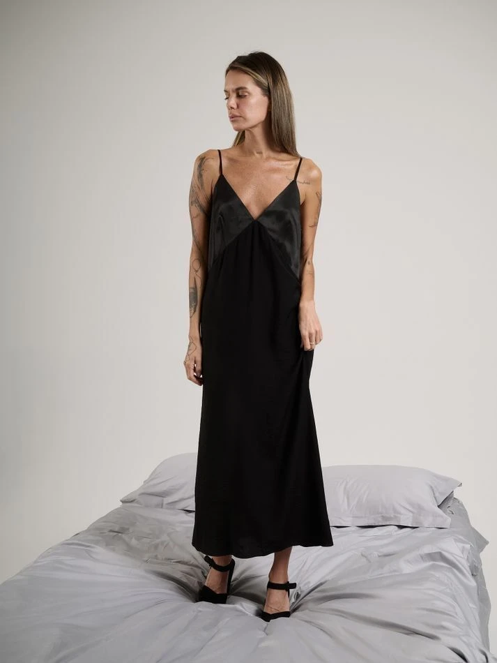 Комбинация с шелковым лифом, черный