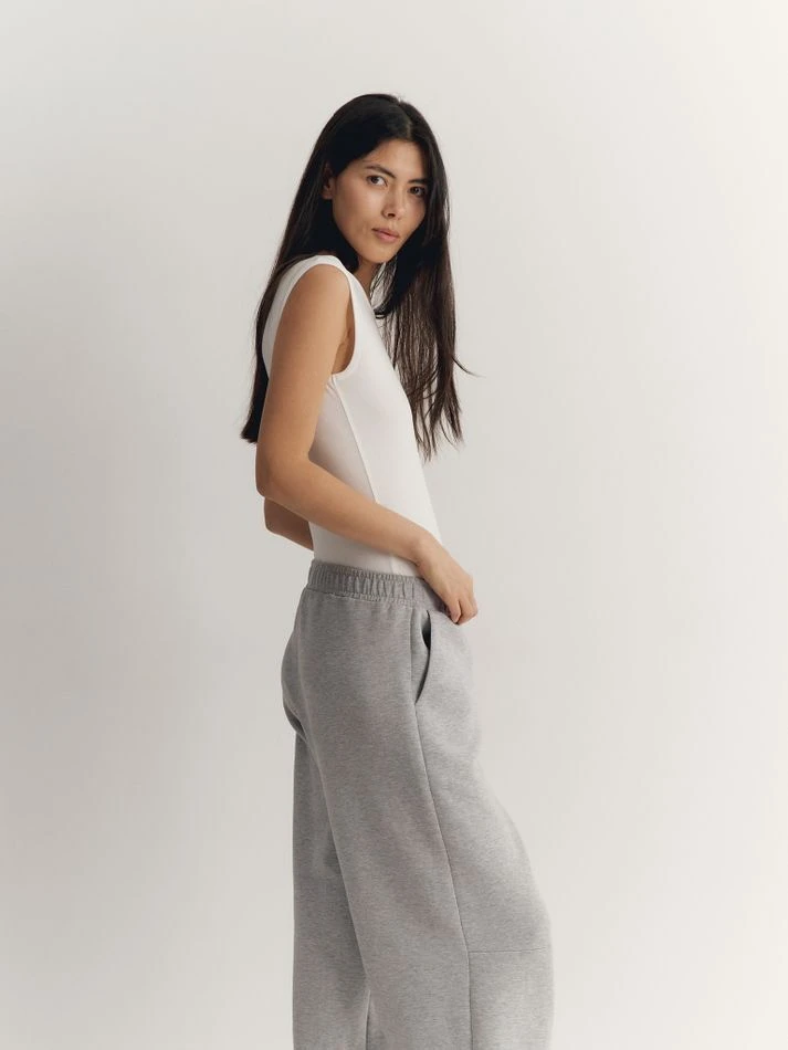 Боди без рукавов, молочный