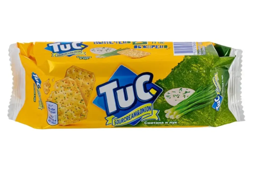 Крекер TUC соленый со вкусом сметаны и лука, 100г